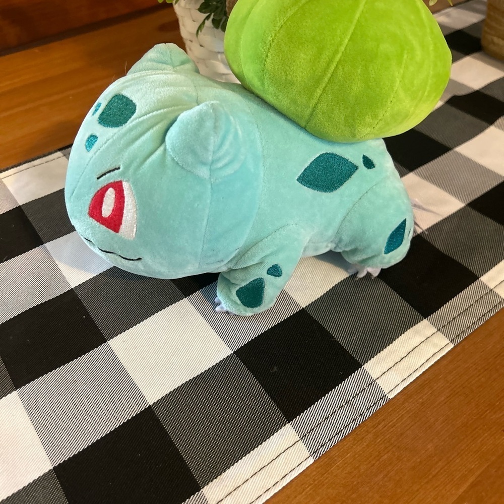 Pokémon Bulbasaur Plush Toy 8 inch